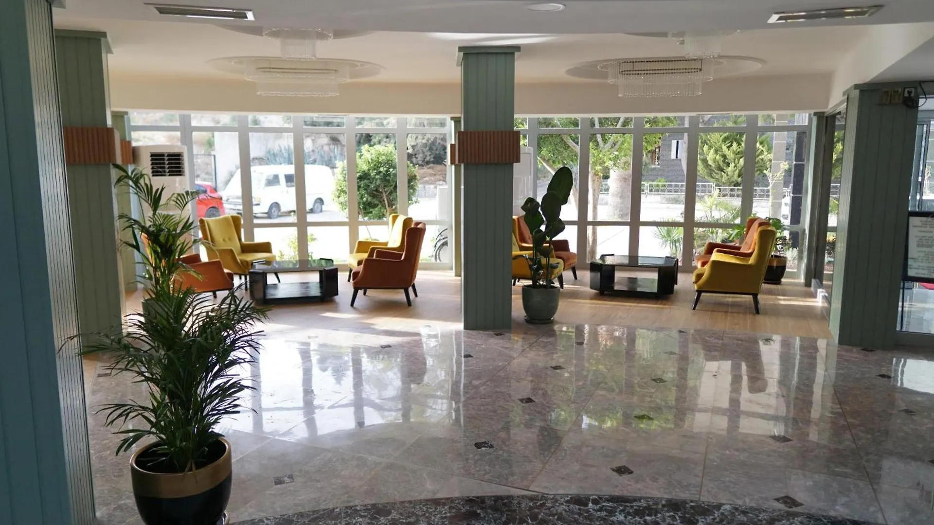 Ada Newday Resort Hotel كوشاداسيه