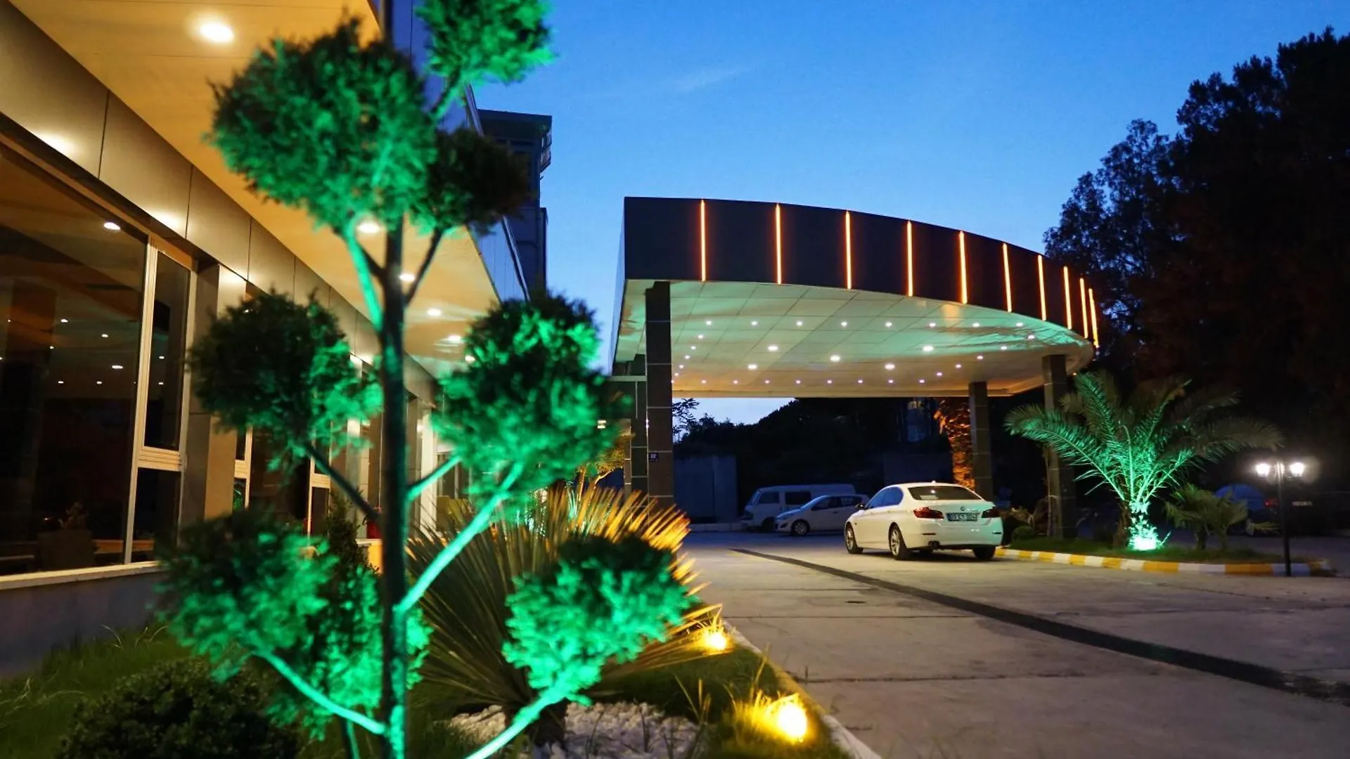 Ada Newday Resort Hotel كوشاداسيه